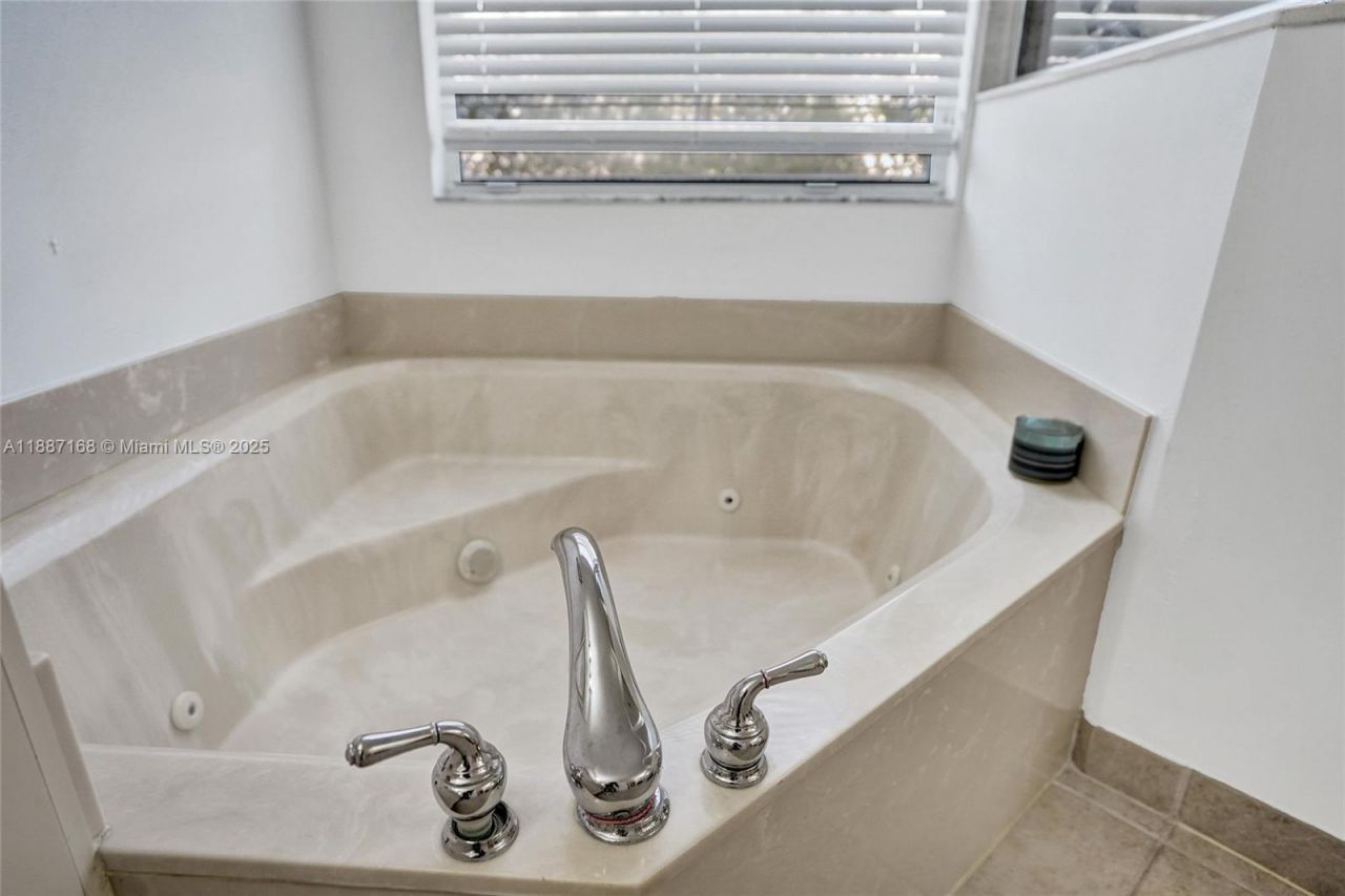 8824 Cobblestone Point Cir, Boynton Beach, FL 33472 Photo