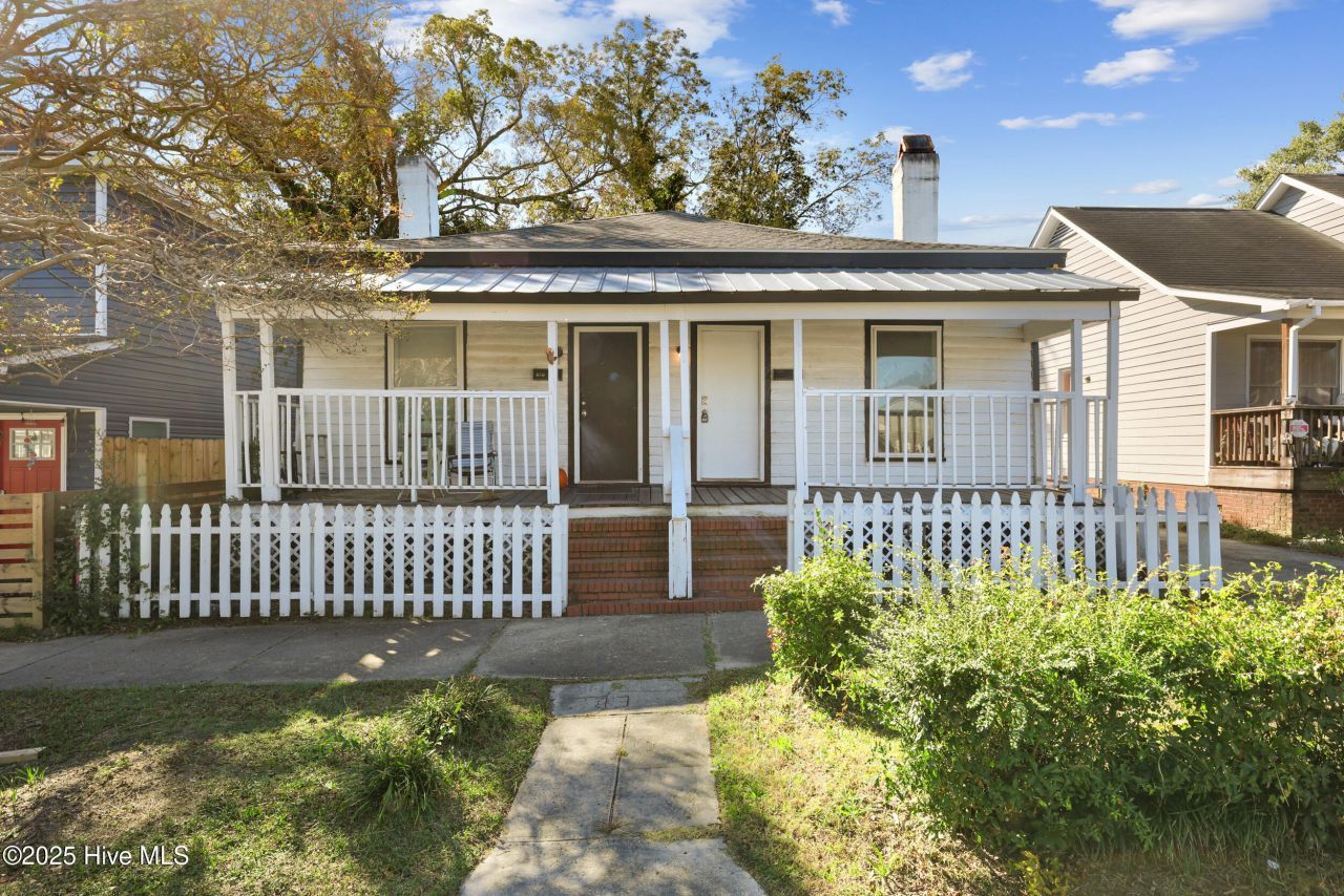 818 Hanover Street, Wilmington, NC 28401 Main Photo