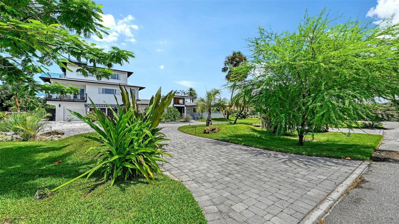 608 Gardenia Drive, Venice, FL 34285 Photo