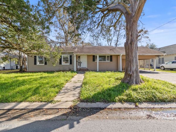 714 E 8th Street, Crowley, LA 70526