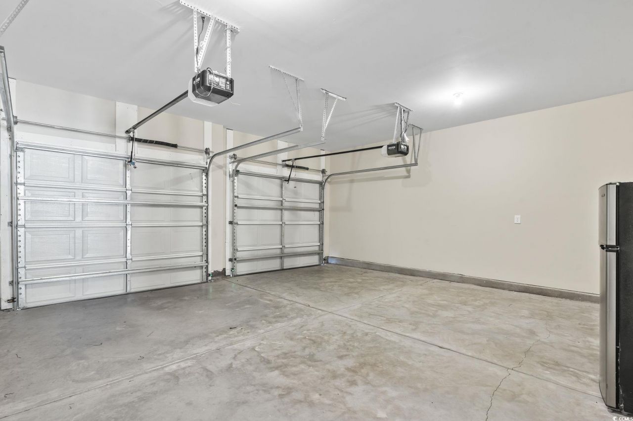 78 S Reindeer Rd. Photo 18