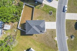 78 S Reindeer Rd. photo 4