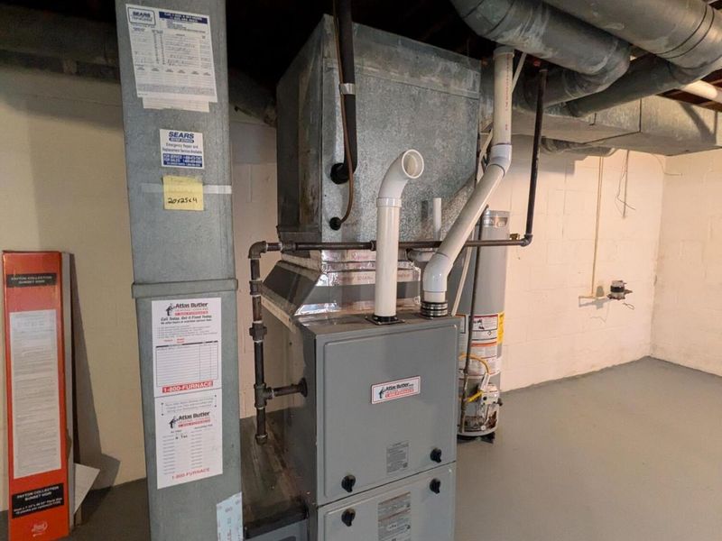 2225 Medina Avenue, Columbus, OH 43211 Photo 19