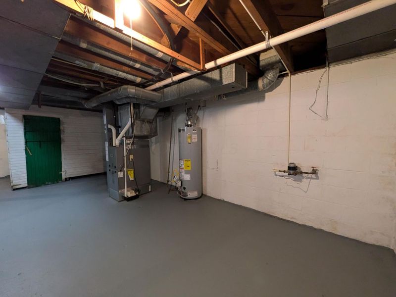 2225 Medina Avenue, Columbus, OH 43211 Photo 23