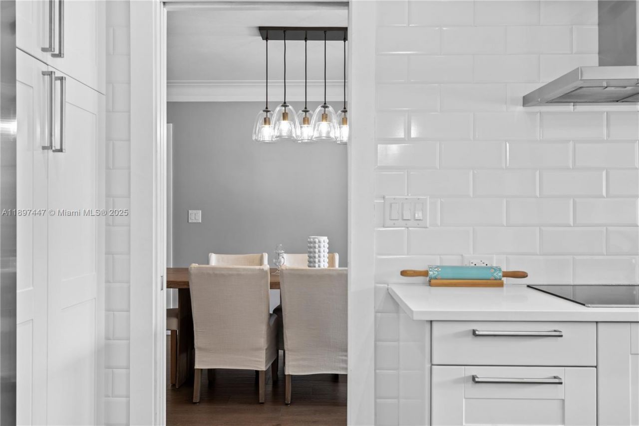 13551 SW 62nd Ave, Pinecrest, FL 33156 Photo