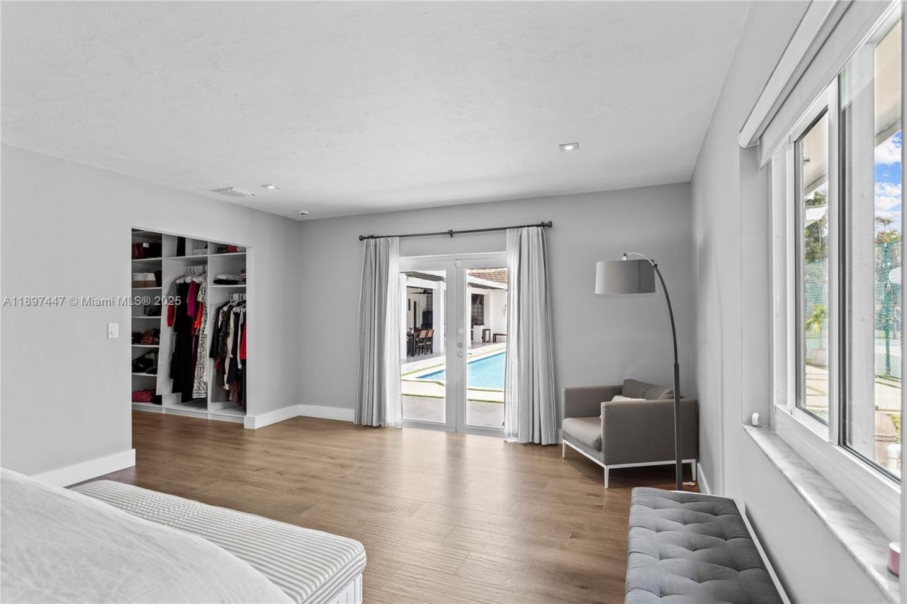 13551 SW 62nd Ave, Pinecrest, FL 33156 Photo