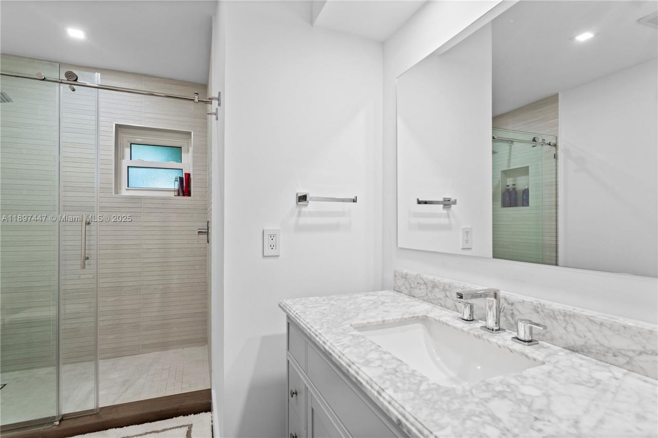 13551 SW 62nd Ave, Pinecrest, FL 33156 Photo