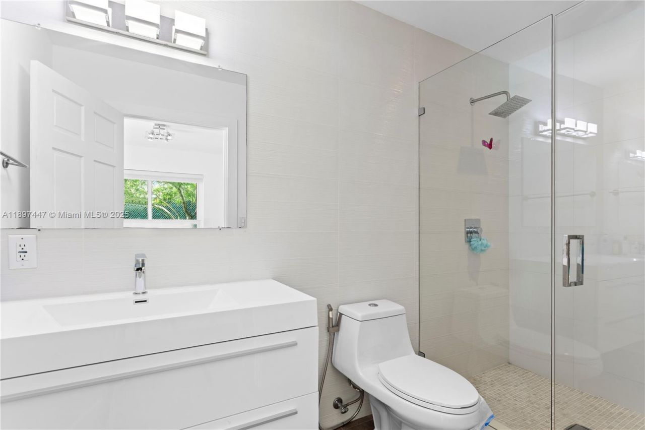 13551 SW 62nd Ave, Pinecrest, FL 33156 Photo