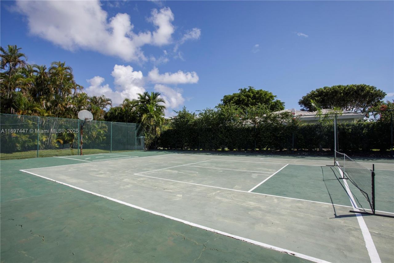 13551 SW 62nd Ave, Pinecrest, FL 33156 Photo