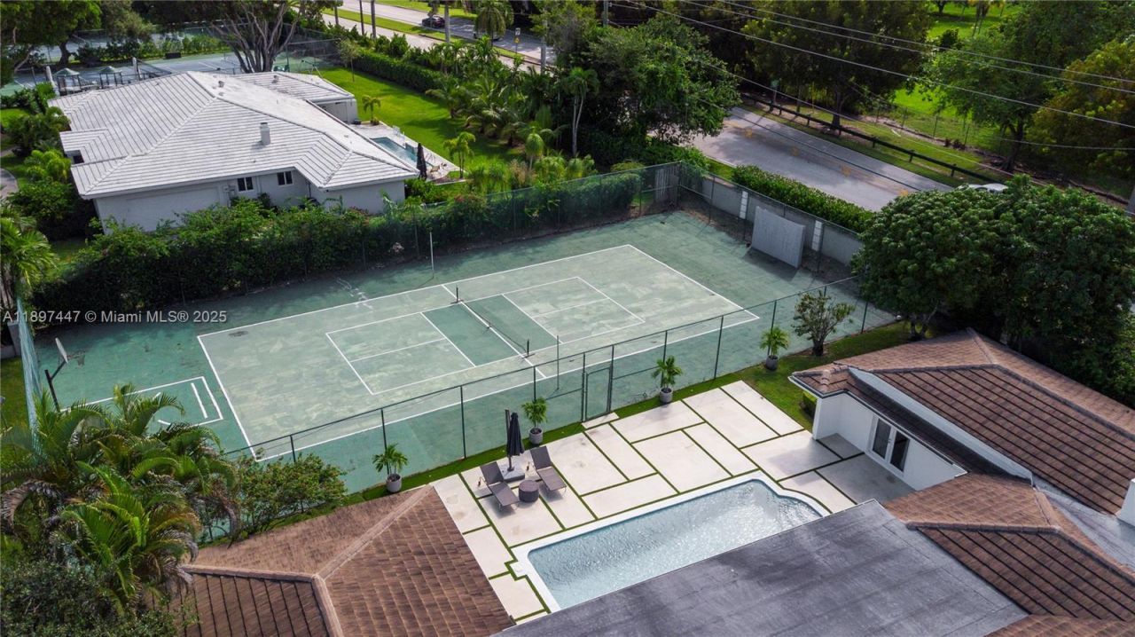 13551 SW 62nd Ave, Pinecrest, FL 33156 Photo