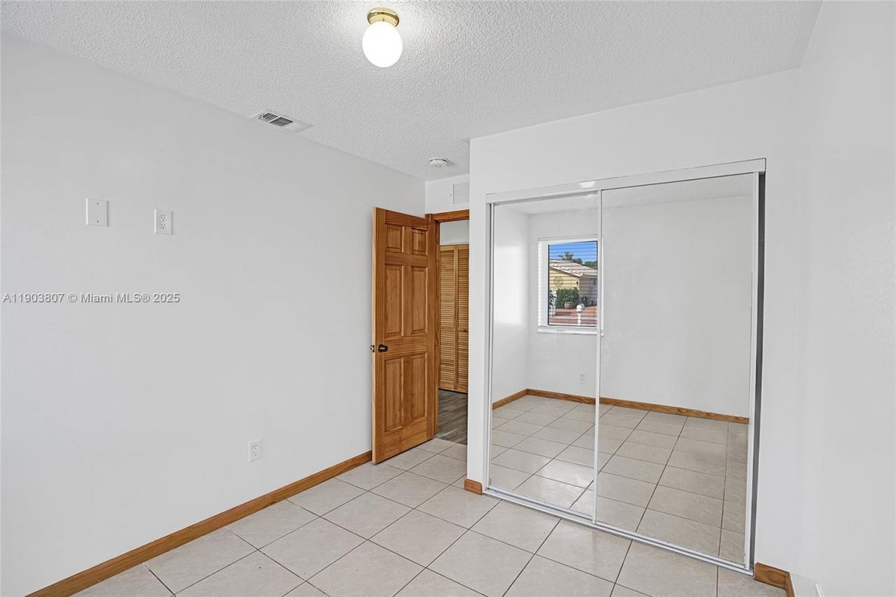 11482 SW 181st St, Miami, FL 33157 Photo