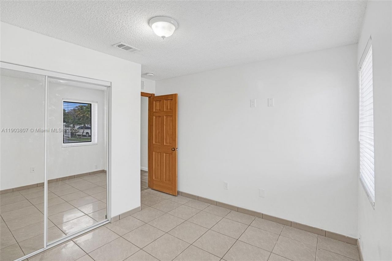 11482 SW 181st St, Miami, FL 33157 Photo