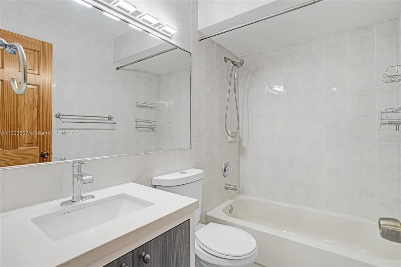 11482 SW 181st St, Miami, FL 33157 Photo