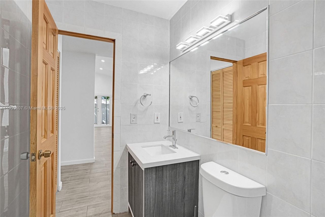 11482 SW 181st St, Miami, FL 33157 Photo