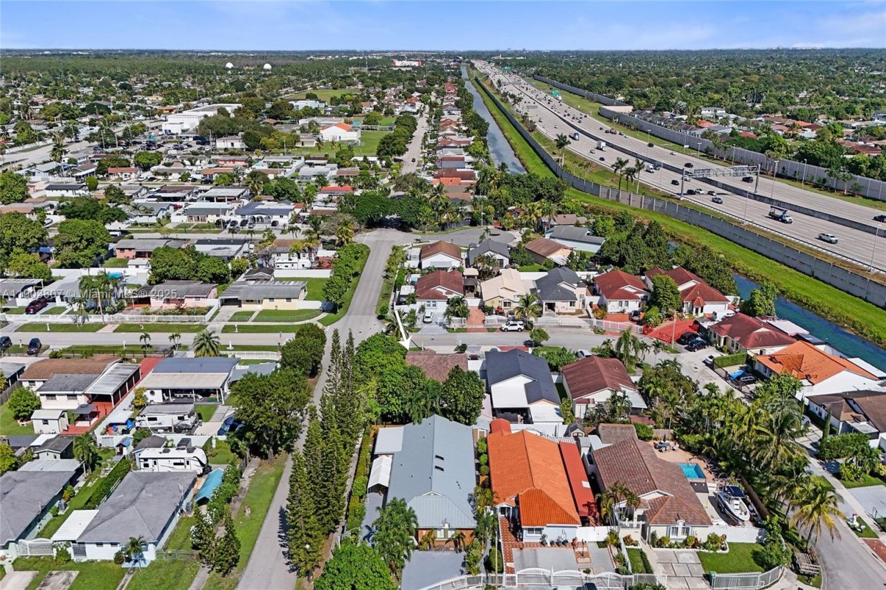 11482 SW 181st St, Miami, FL 33157 Photo