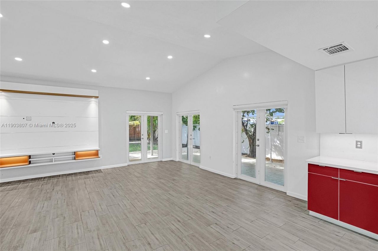 11482 SW 181st St, Miami, FL 33157 Photo