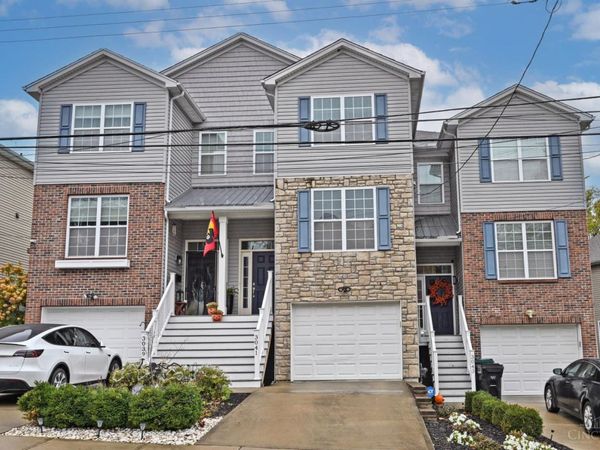 3041 Lavinia Avenue, Cincinnati, OH 45208