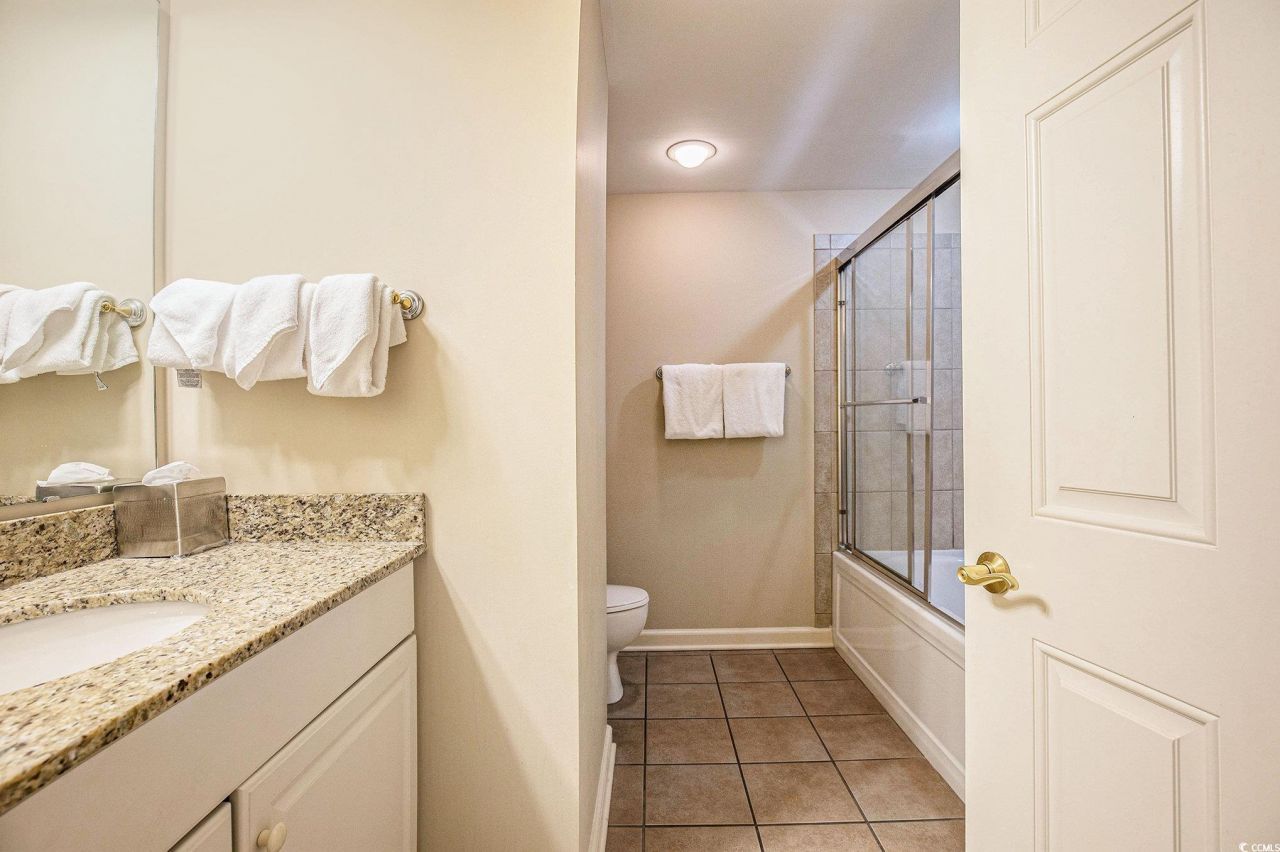 9994 Beach Club Dr. Photo 21