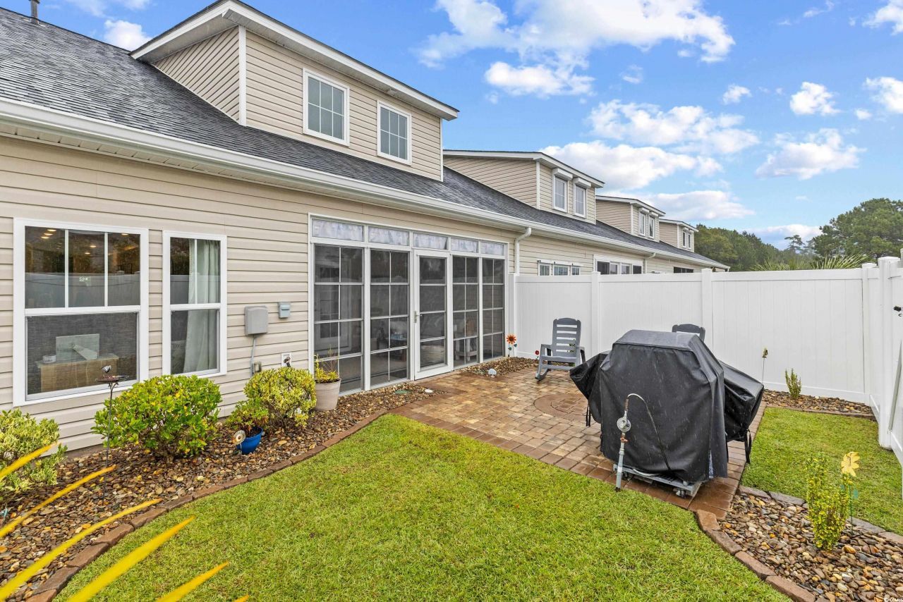 231 Je Edward Dr. Photo 30