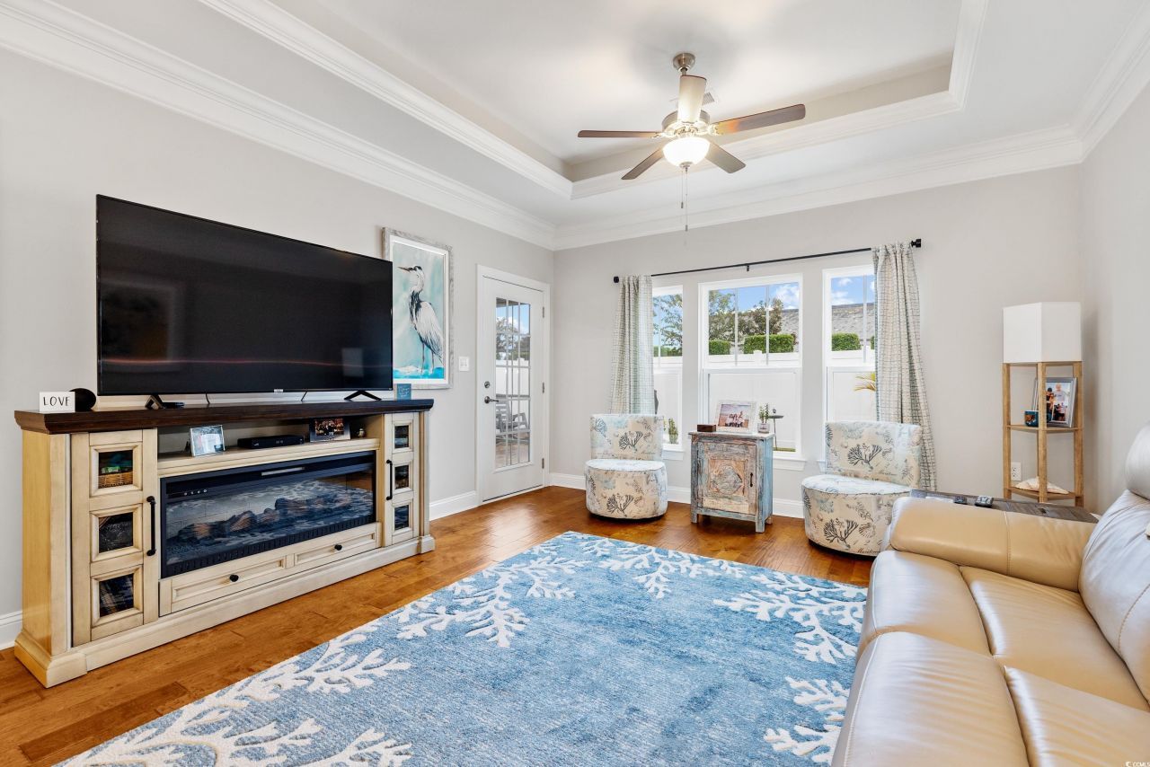 231 Je Edward Dr. Photo 5