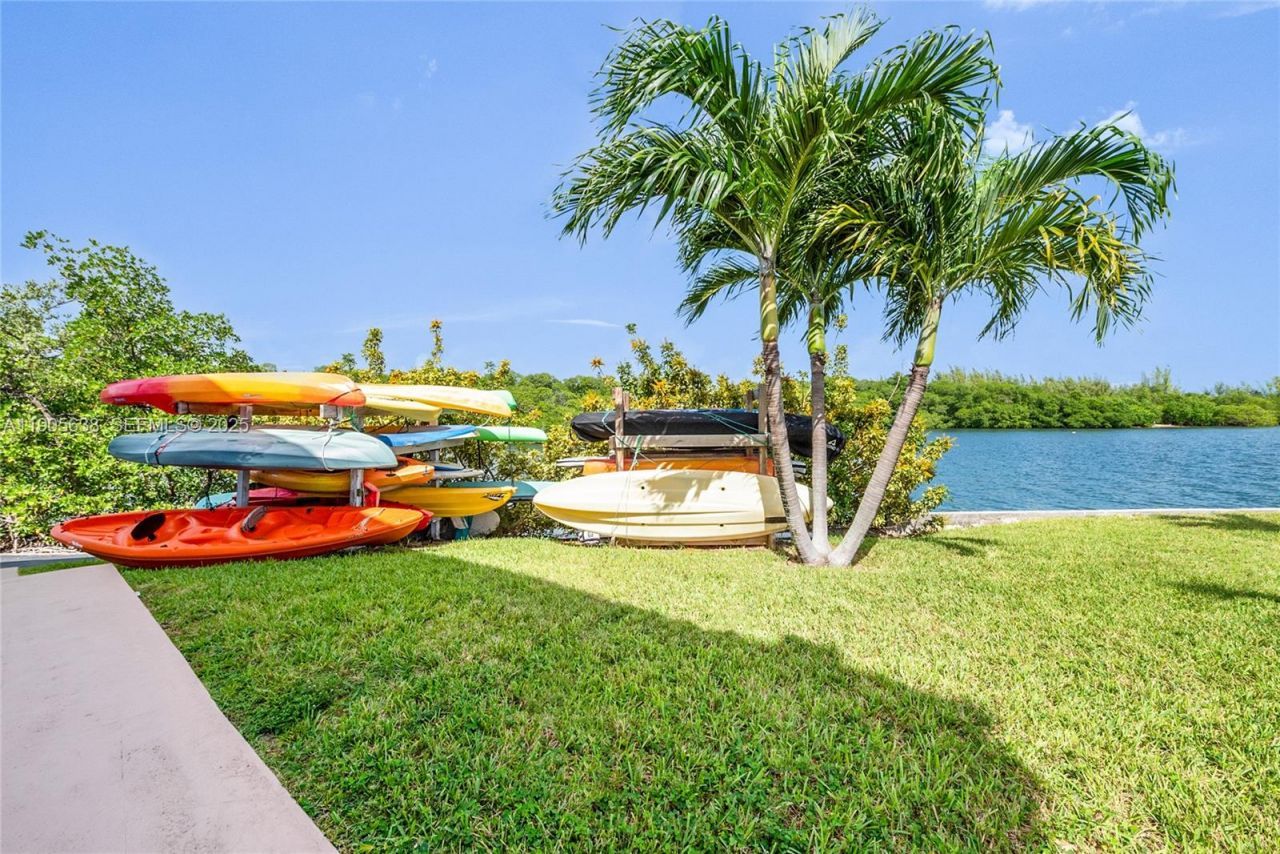 2700 NE 135th St, Unit 48, North Miami, FL 33181 Photo