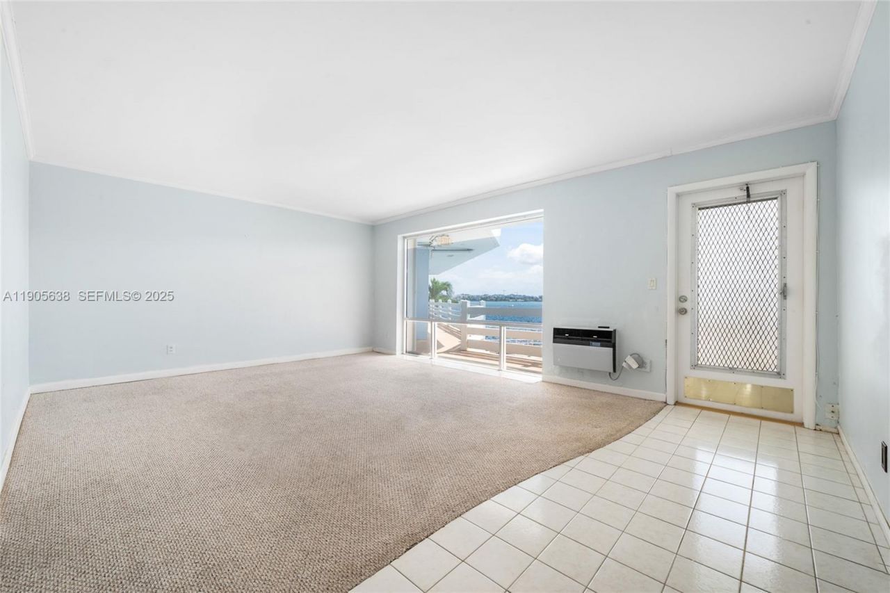 2700 NE 135th St, Unit 48, North Miami, FL 33181 Photo