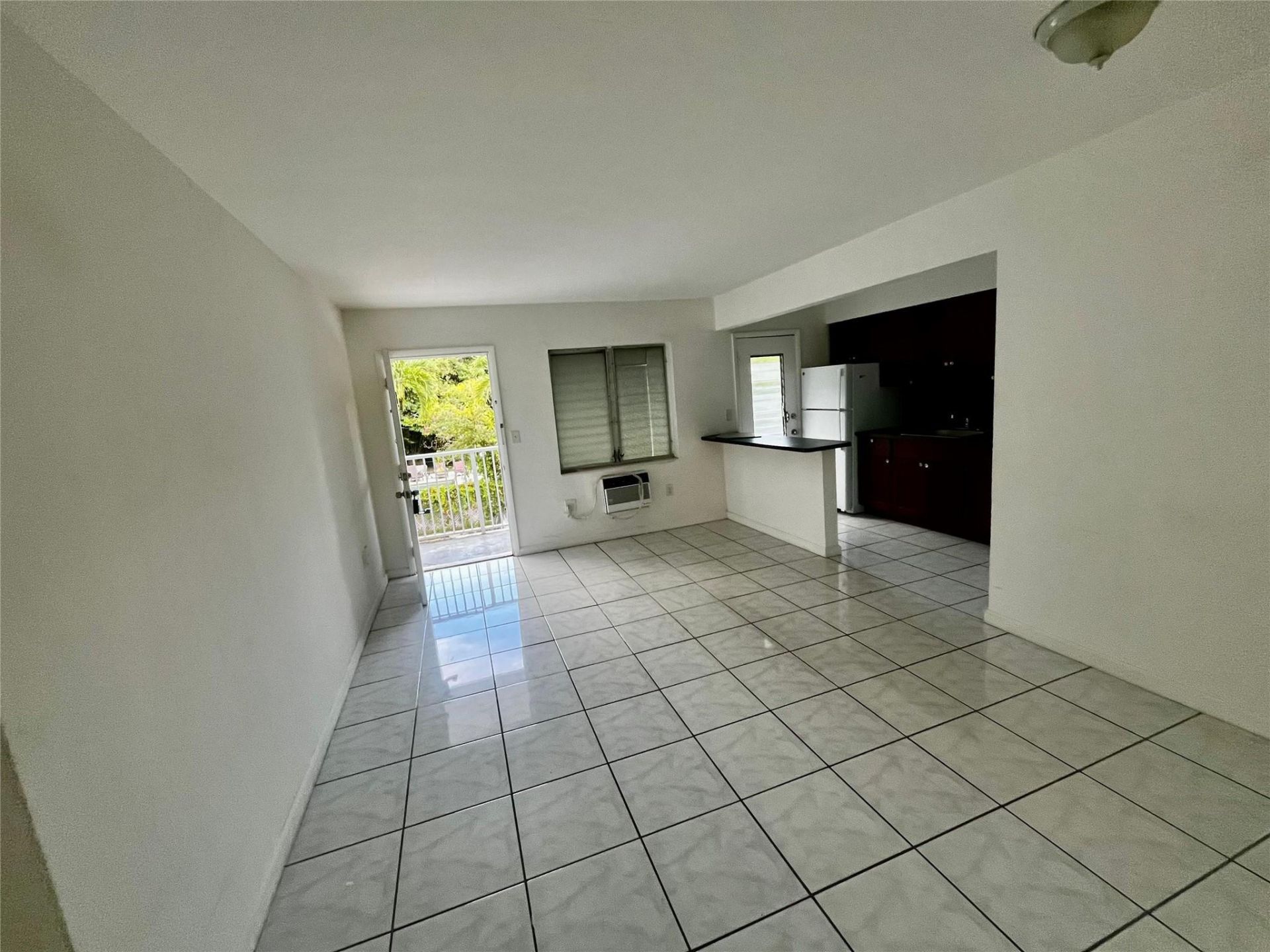 751 NE 83rd Terrace, Unit 19, Miami, FL 33138 Photo