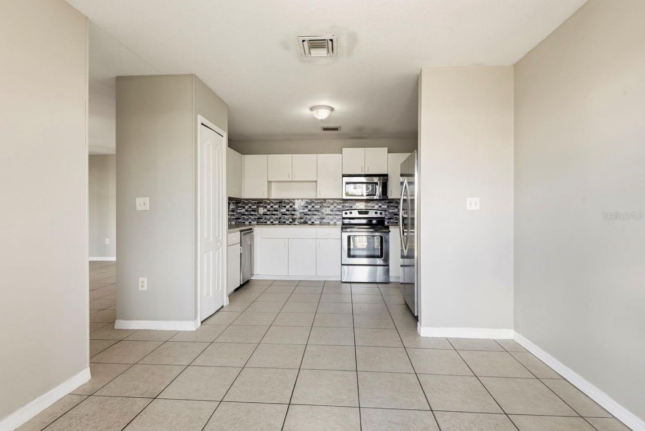 15313 SW 138th Terrace, Miami, FL 33196 Photo