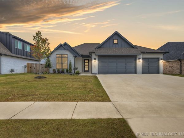 13647 S 21st Place E, Bixby, OK 74008