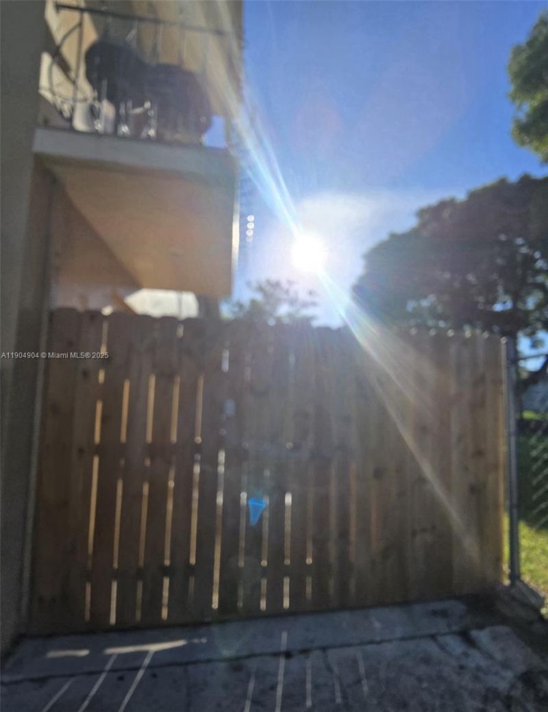 2835 NW 22nd Ave, Miami, FL 33142 Photo