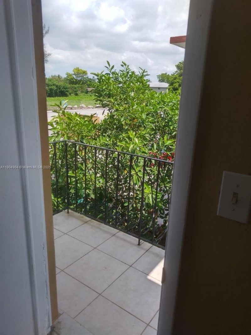 2835 NW 22nd Ave, Miami, FL 33142 Photo