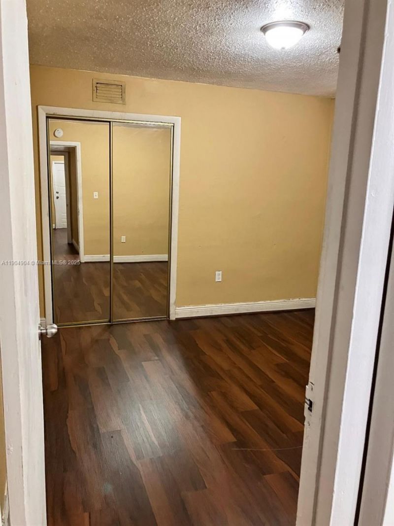 2835 NW 22nd Ave, Miami, FL 33142 Photo