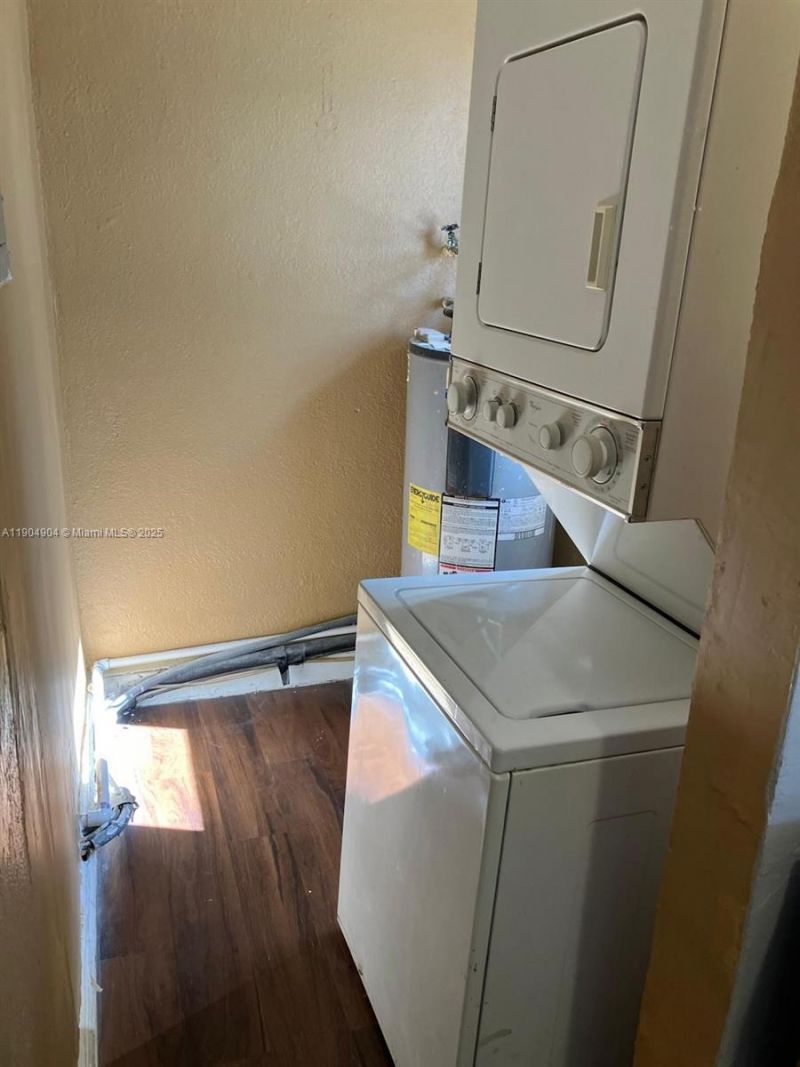 2835 NW 22nd Ave, Miami, FL 33142 Photo