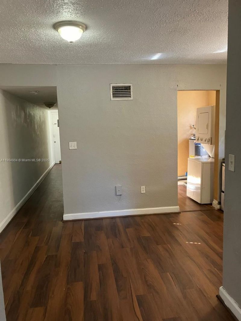 2835 NW 22nd Ave, Miami, FL 33142 Photo