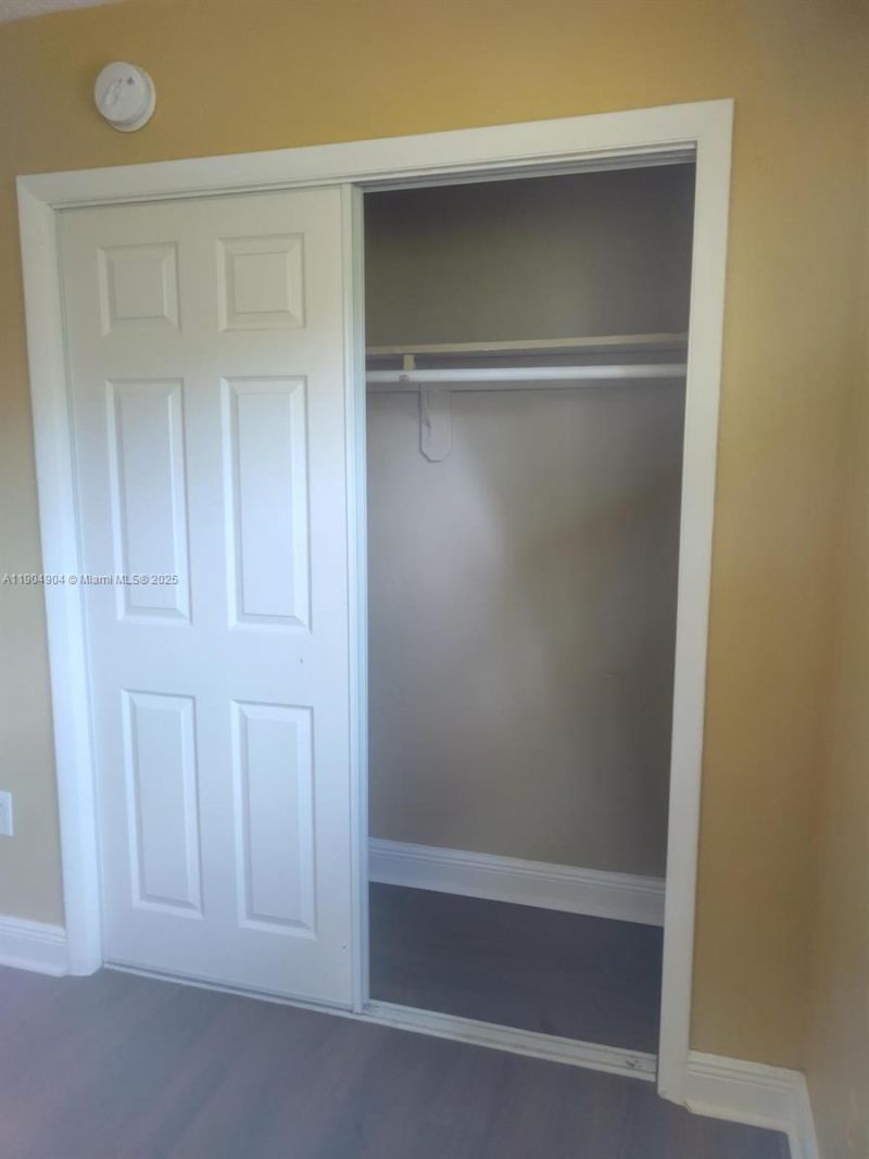 2835 NW 22nd Ave, Miami, FL 33142 Photo