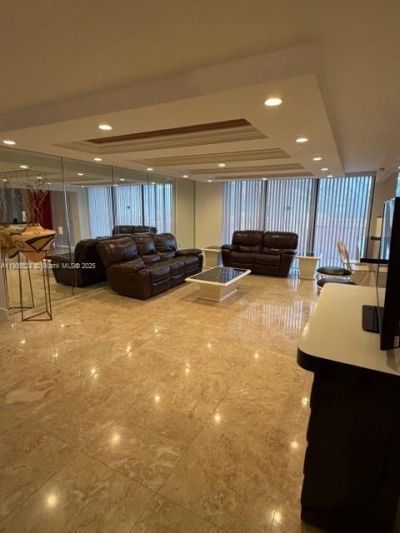 210 174th St, Unit 301, Sunny Isles Beach, FL 33160 Photo