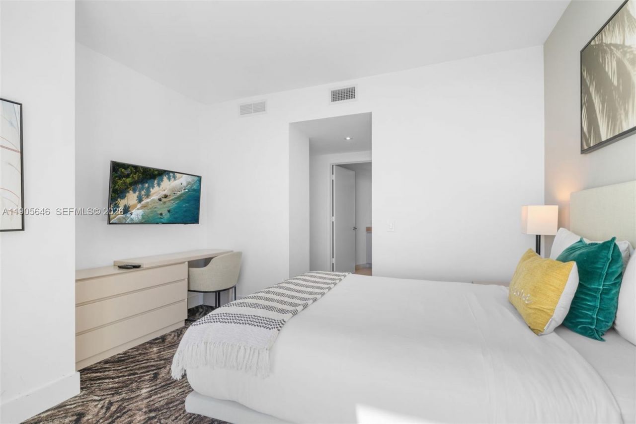 4111 S Ocean Dr, Unit 1001, Hollywood, FL 33019 Photo