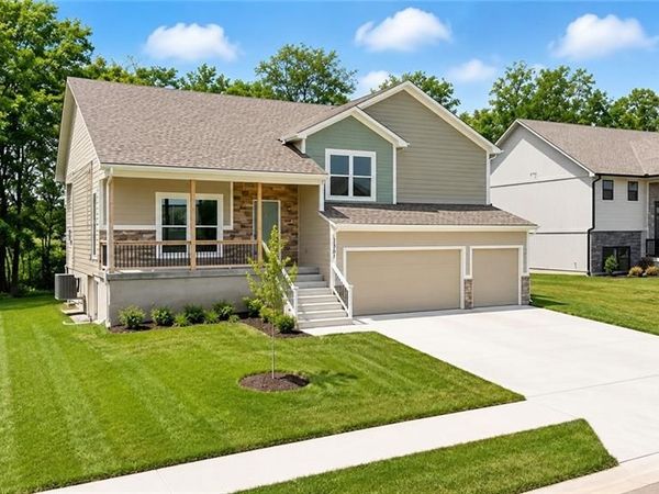 1336 N Holland Drive, Independence, MO 64056