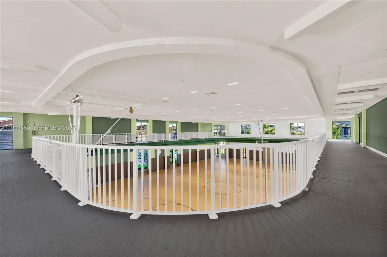 4335 NW 81st Ave, Doral, FL 33166 Photo