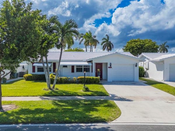 1005 SW 18th St, Boynton Beach, FL 33426