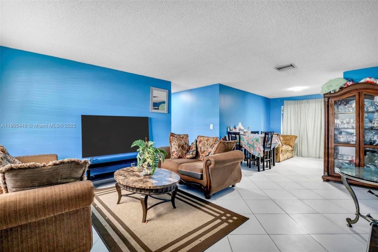 1005 SW 18th St, Boynton Beach, FL 33426 Photo