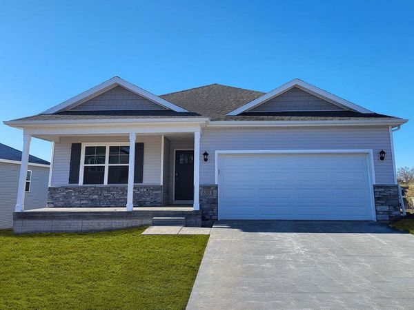 732 Maddie Lane, Tiffin, IA 52340