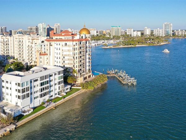 400 GOLDEN GATE POINT, Unit 31, SARASOTA, FL 34236