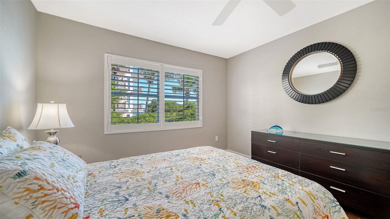 400 Golden Gate Point, Unit 31, Sarasota, FL 34236 Photo