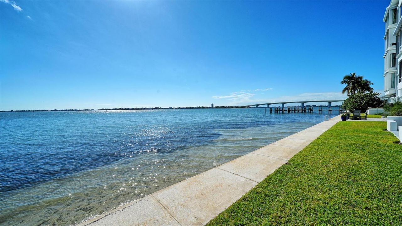 400 Golden Gate Point, Unit 31, Sarasota, FL 34236 Photo
