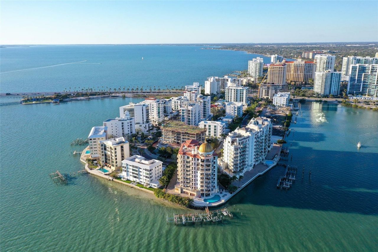 400 Golden Gate Point, Unit 31, Sarasota, FL 34236 Photo