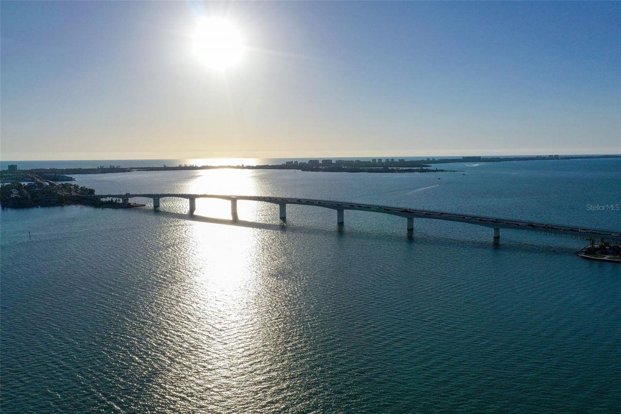 400 Golden Gate Point, Unit 31, Sarasota, FL 34236 Photo