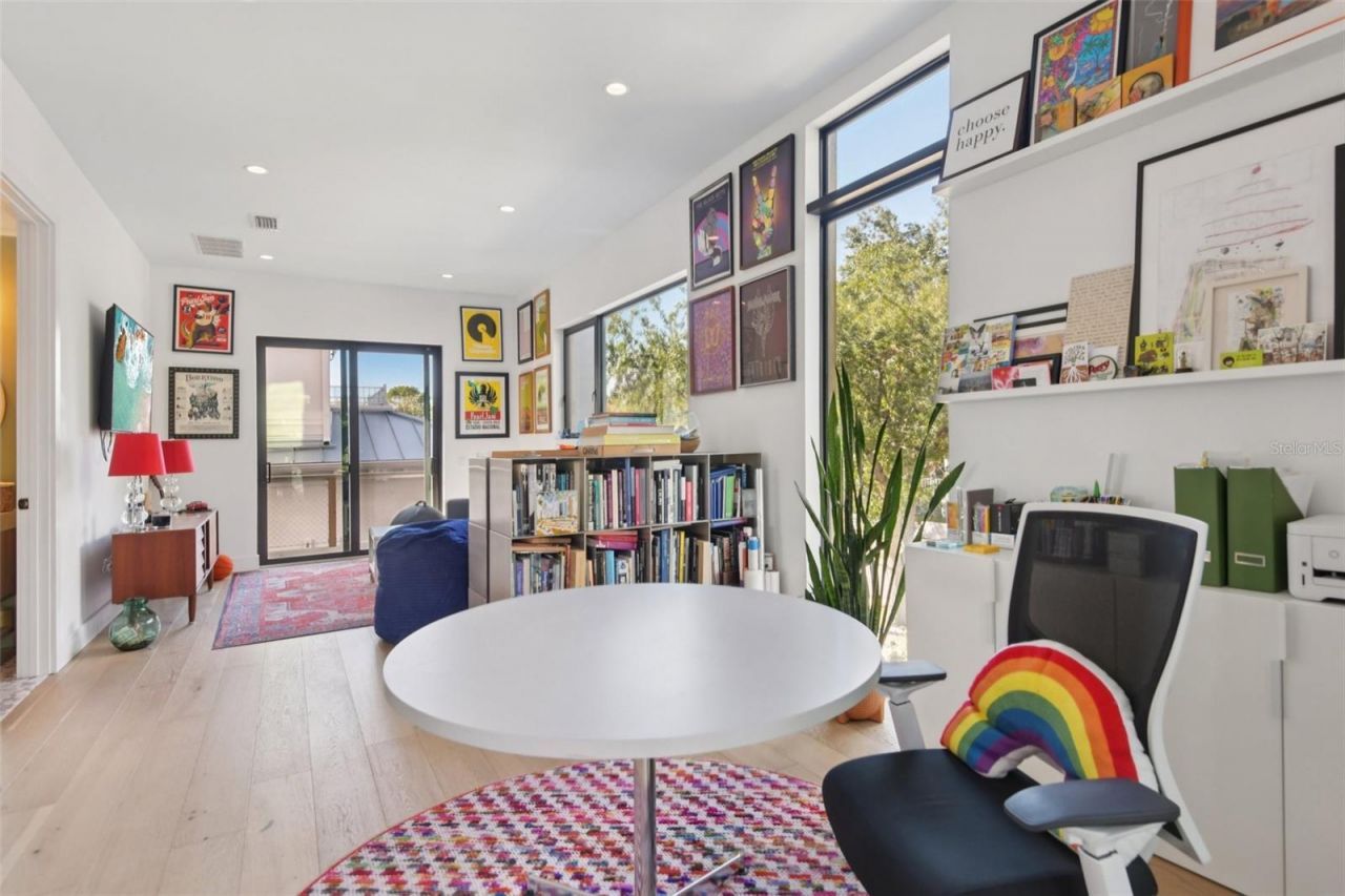 4828 W Flamingo Road, Tampa, FL 33611 Photo