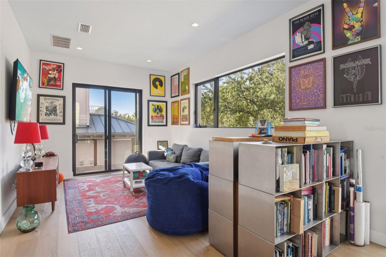 4828 W Flamingo Road, Tampa, FL 33611 Photo