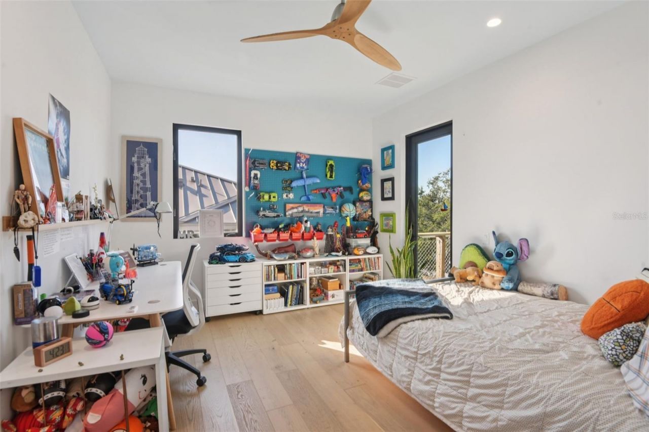 4828 W Flamingo Road, Tampa, FL 33611 Photo